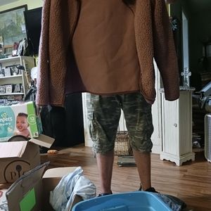 A whole lot size med women skirts, shirts and dresses